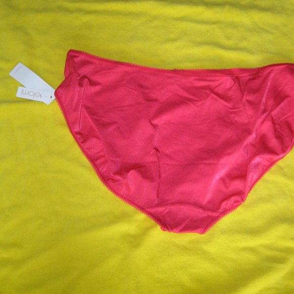 Elomi Rita Poppy (Red) Panty Style 8015 - Picture 3 of 4